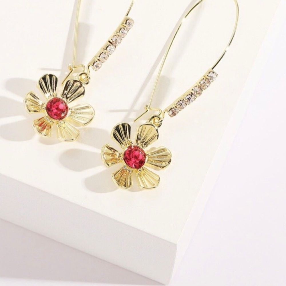 🌺 Betsey Johnson drop dangle flower earrings 🌺 - Picture 2 of 4